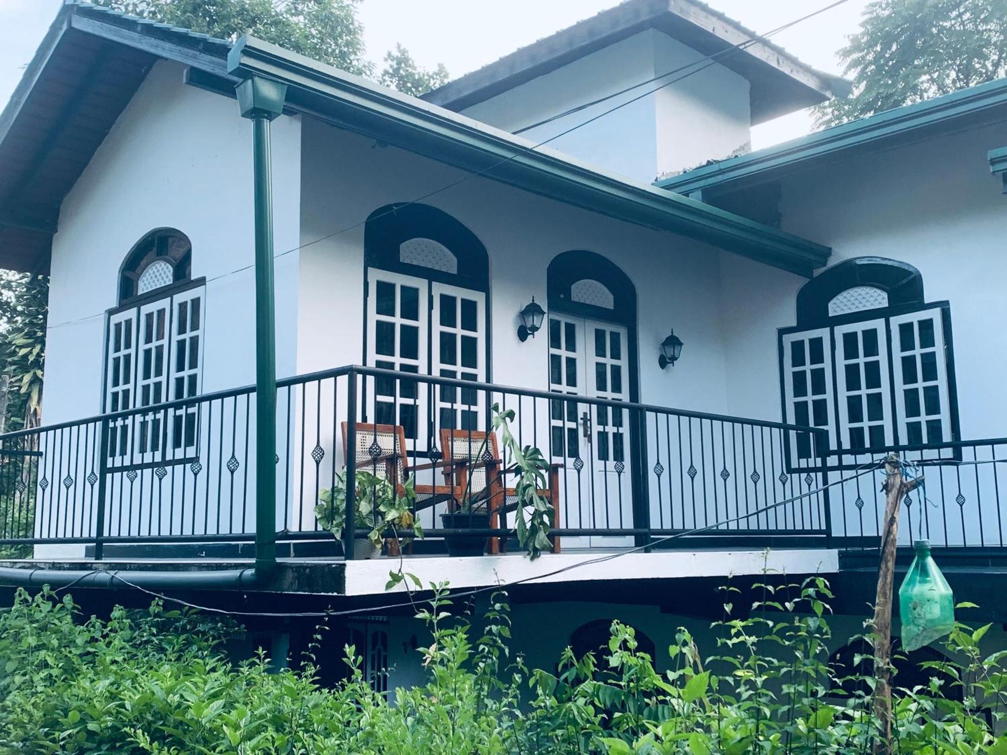 Ella Gypsies Hostel エクステリア 写真
